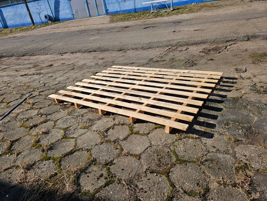 Paleta drewniana 1,8m x 2,5m ,używana