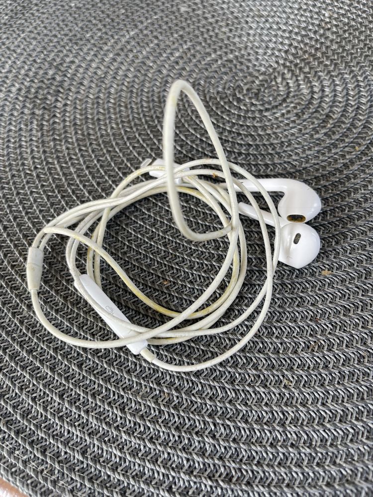 Навушники EarPods Apple дротові