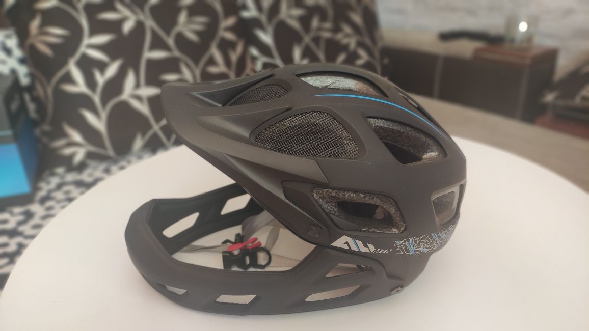 Kask rowerowy enduro