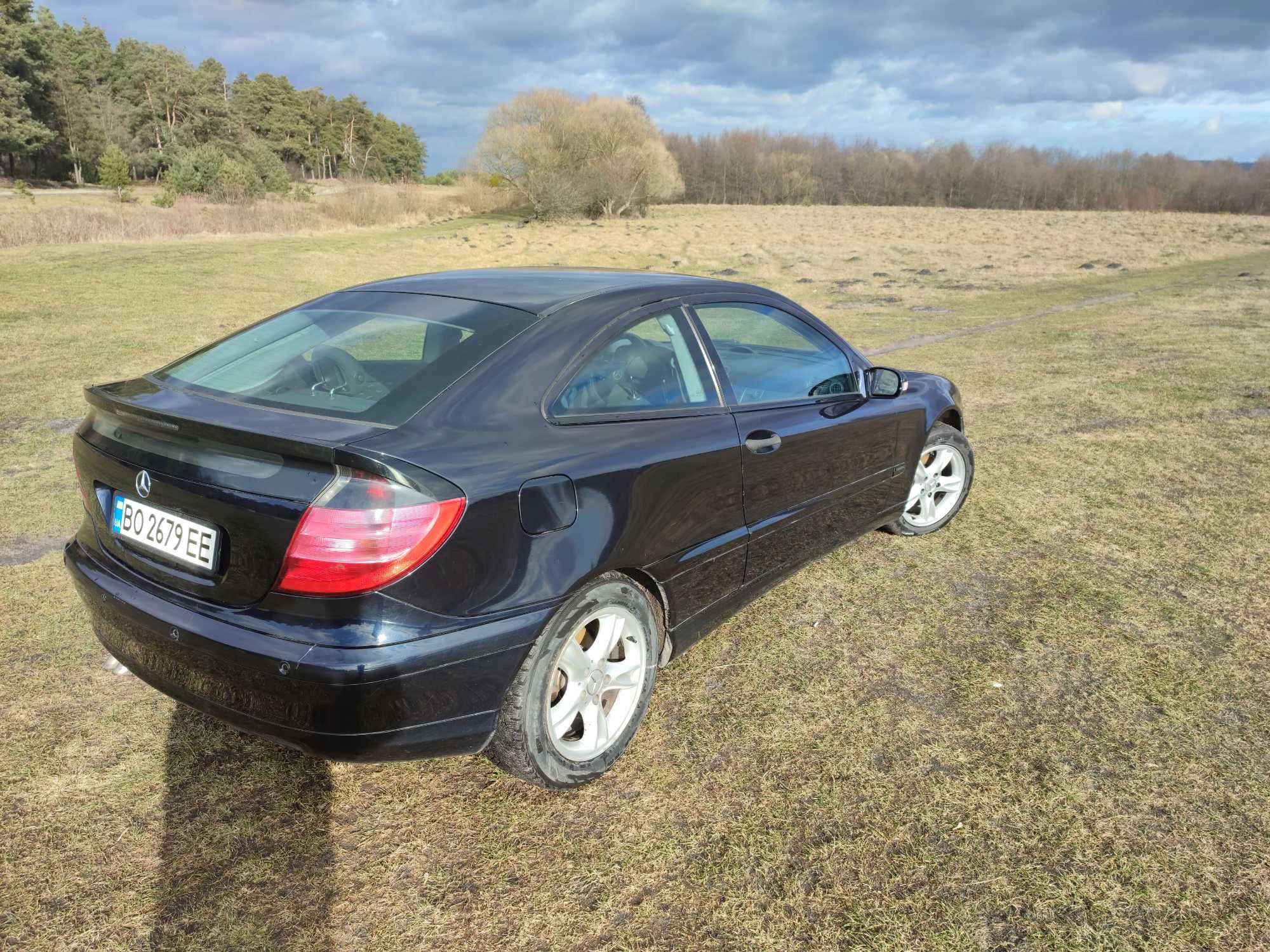 Mercedes-Benz CL203 (w203) Спорткупе.