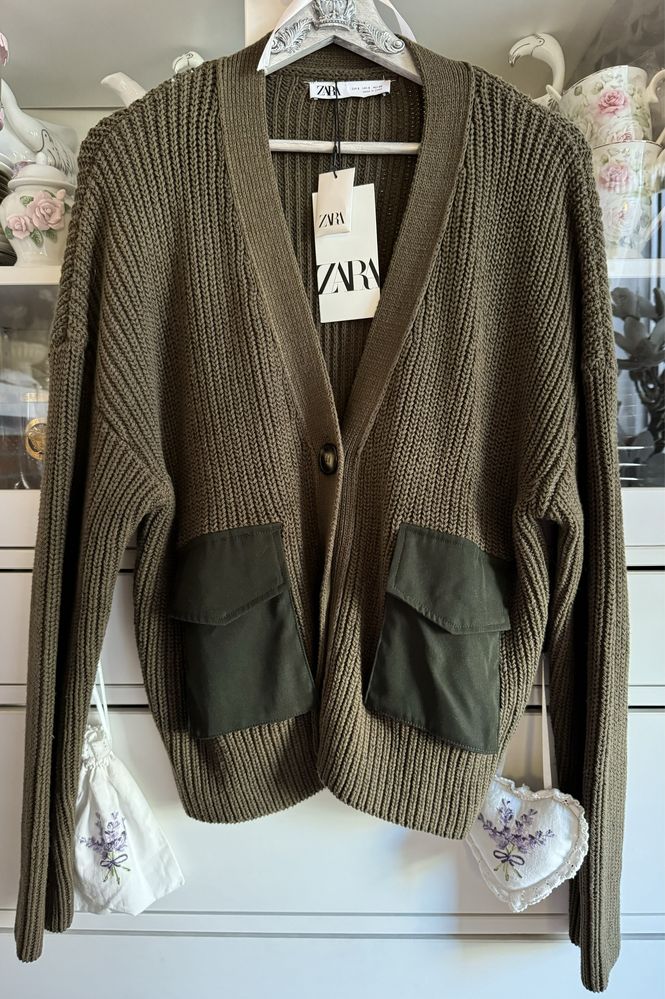 Zara piękny rozpinany swter w kolorze khaki