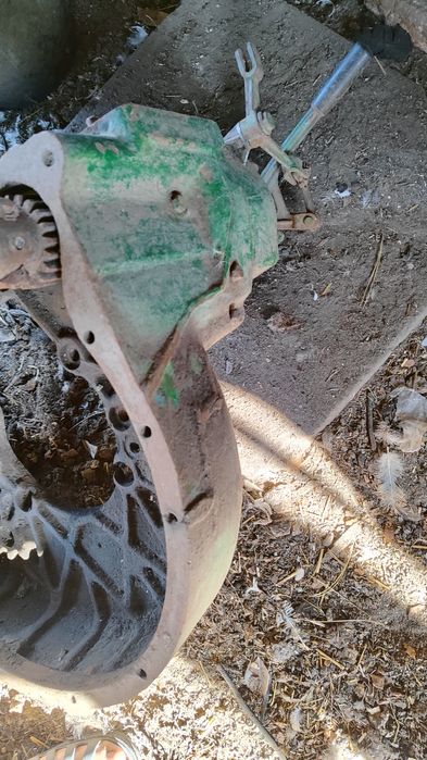 Кожух под пускач ЮМЗ 6