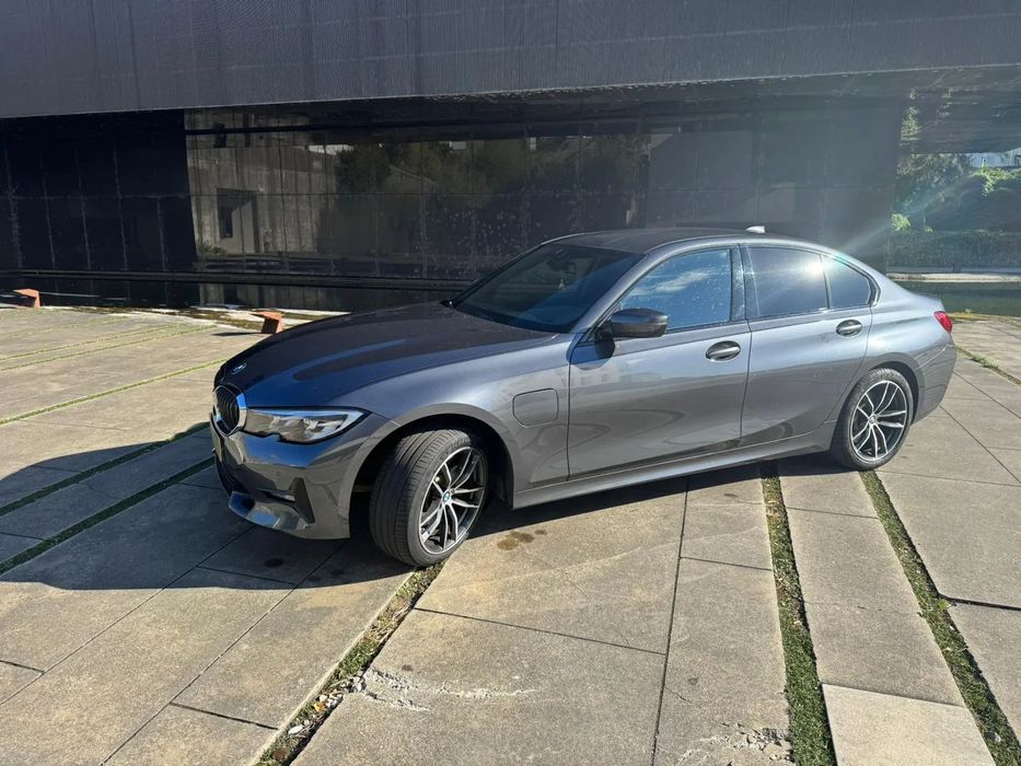 BMW 320 e Touring Line Sport Auto