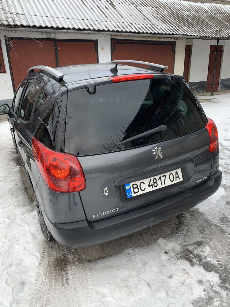 Продам авто Peugeot 207 sw