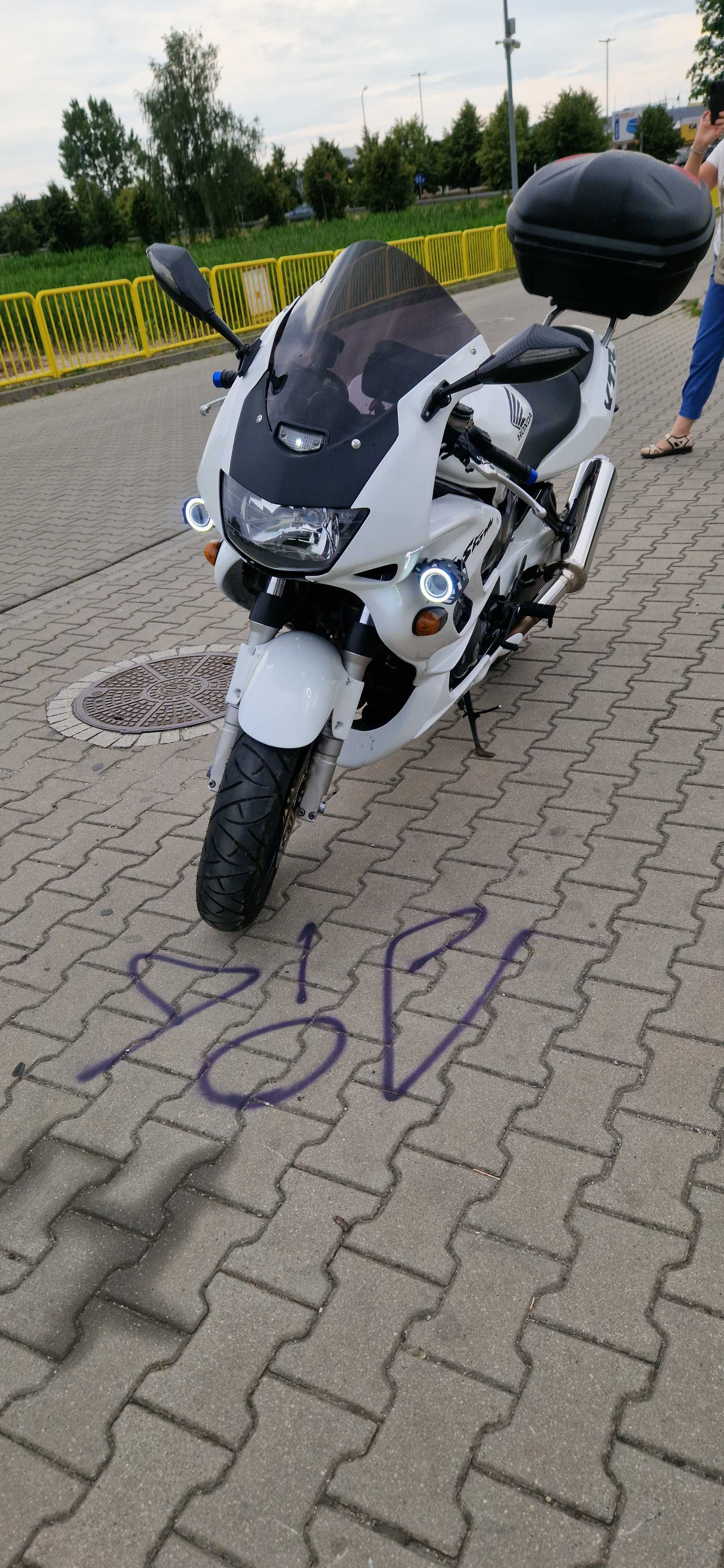 Honda VTR1000F 10tyś mil
