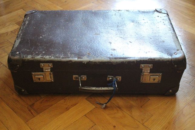 stara walizka z prl