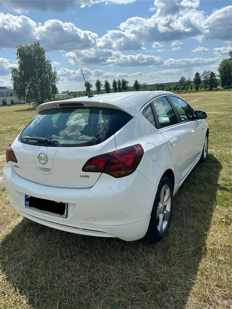 Opel Astra J 1.7 CDTI