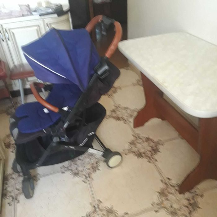 Коляска дитяча зручна