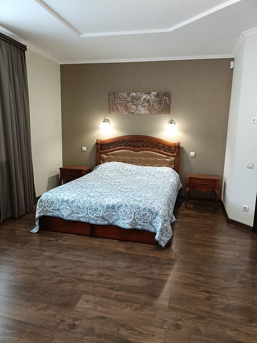 Шикарний будинок з ремонтом для сім'ї