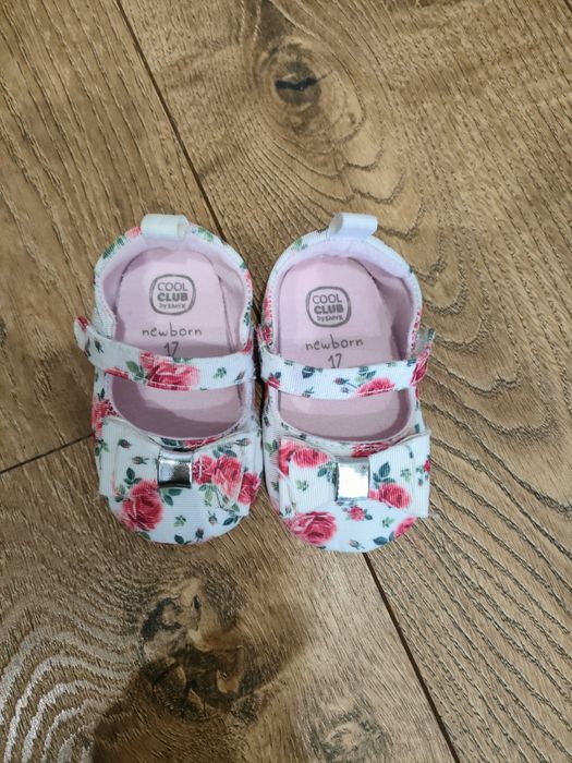 Buty niechodki rozmiar 17.