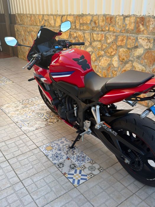 Cbr 650R 2025 E-Clutch