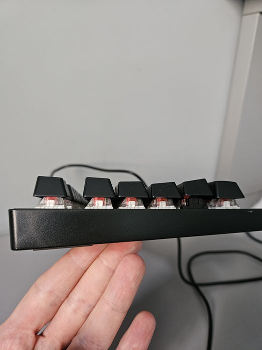 Механическая клавиатура MARVO KG-901 RED свитчи. НОВАЯ