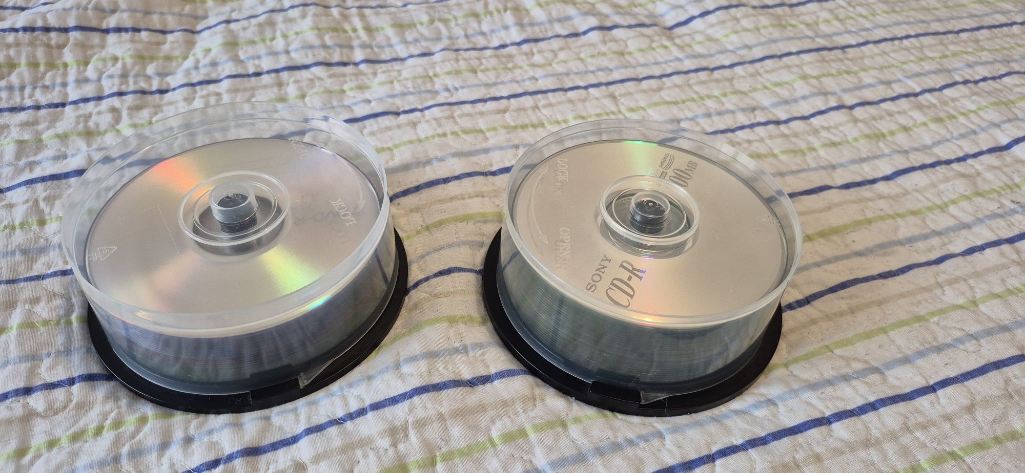 CDs e DVDs Virgensde Várias Marcas