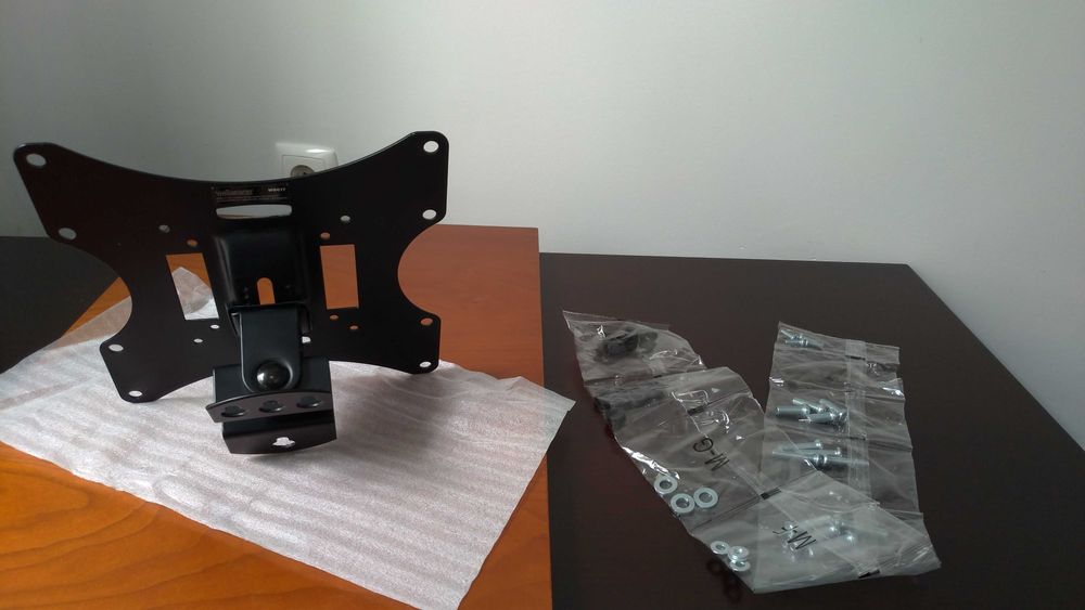 Suporte de parede para TV