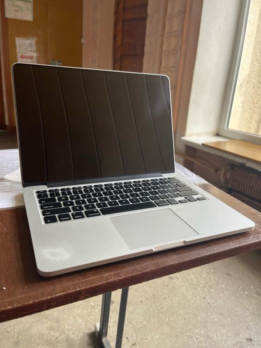 Apple MacBook Pro 13" 2015, Intel, 8GB RAM, 256GB SSD, хороший стан