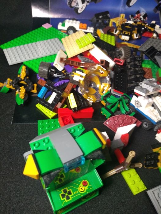 Lego Mix +gratis plakat I dwa pudełeczka