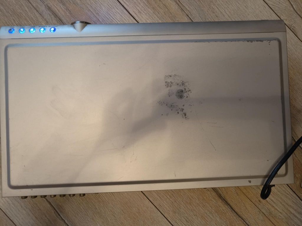 DVD  Hi-tech HT-0611