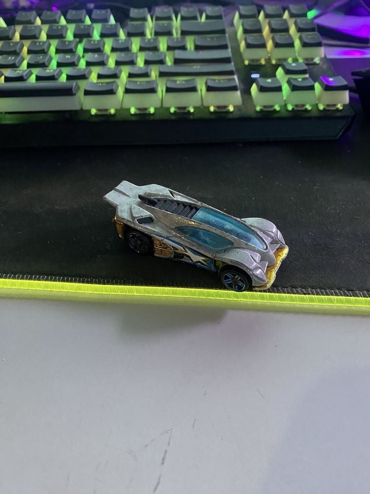 Resorak Hot Wheels Side Draft 2001r.