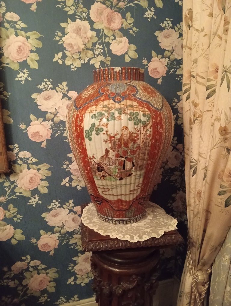 Jarro japonês em bom estado