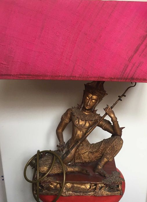 Buda da Felicidade  em folha de ouro,antigo com abajour.