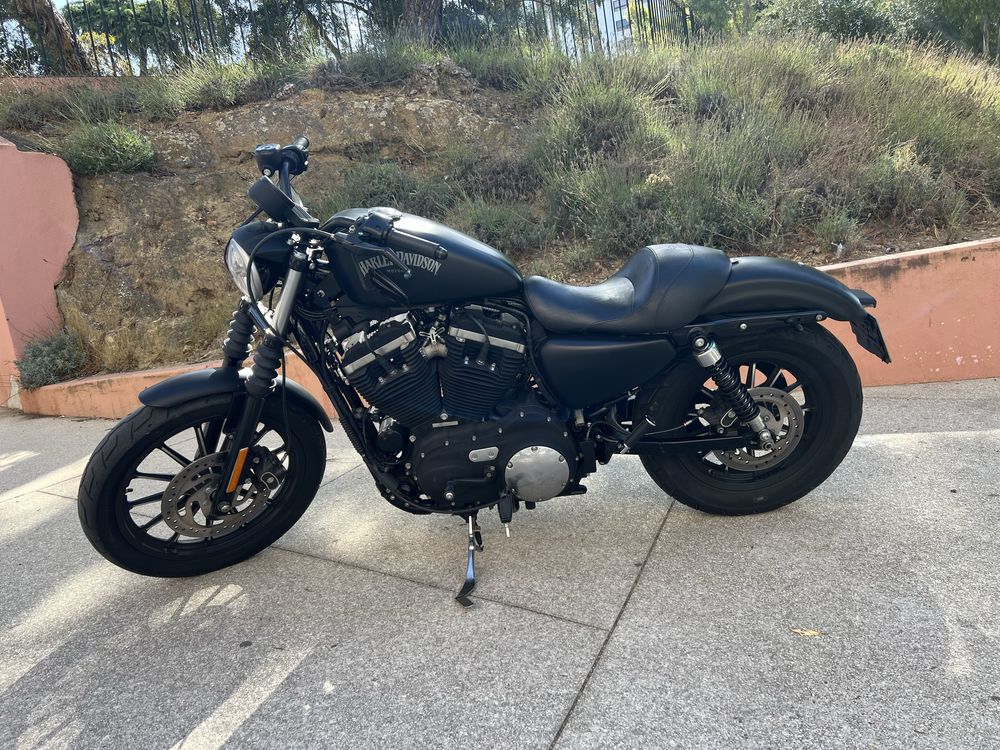 Harley Davidson 883
