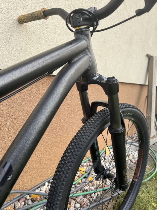 Rower Dirt NS Bikes Movement 3 2023 DOWOD ZAKUPU 26” Czarny