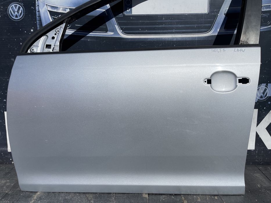 Дверька двері двери Гольф 5 6 універсал двері дверь Golf 5 6 LA7W