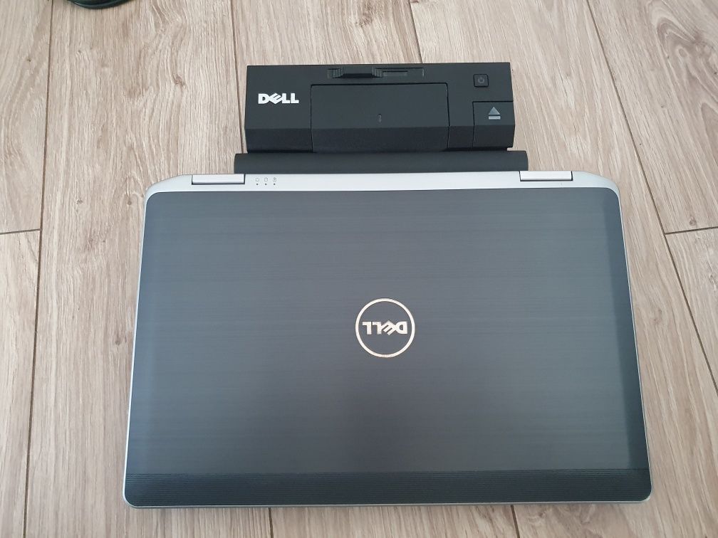 Laptop Dell Latitude E6330 + dodatki