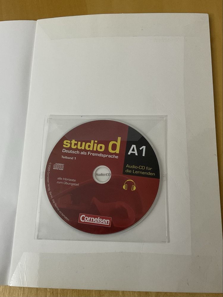 Livros/Books Studio d A1 Deutsch als Fremdsprache Kurs- und Ubungsbuch