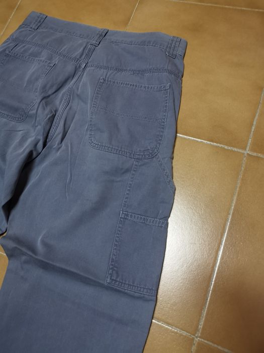 Calças tipo cargo azuis Benetton