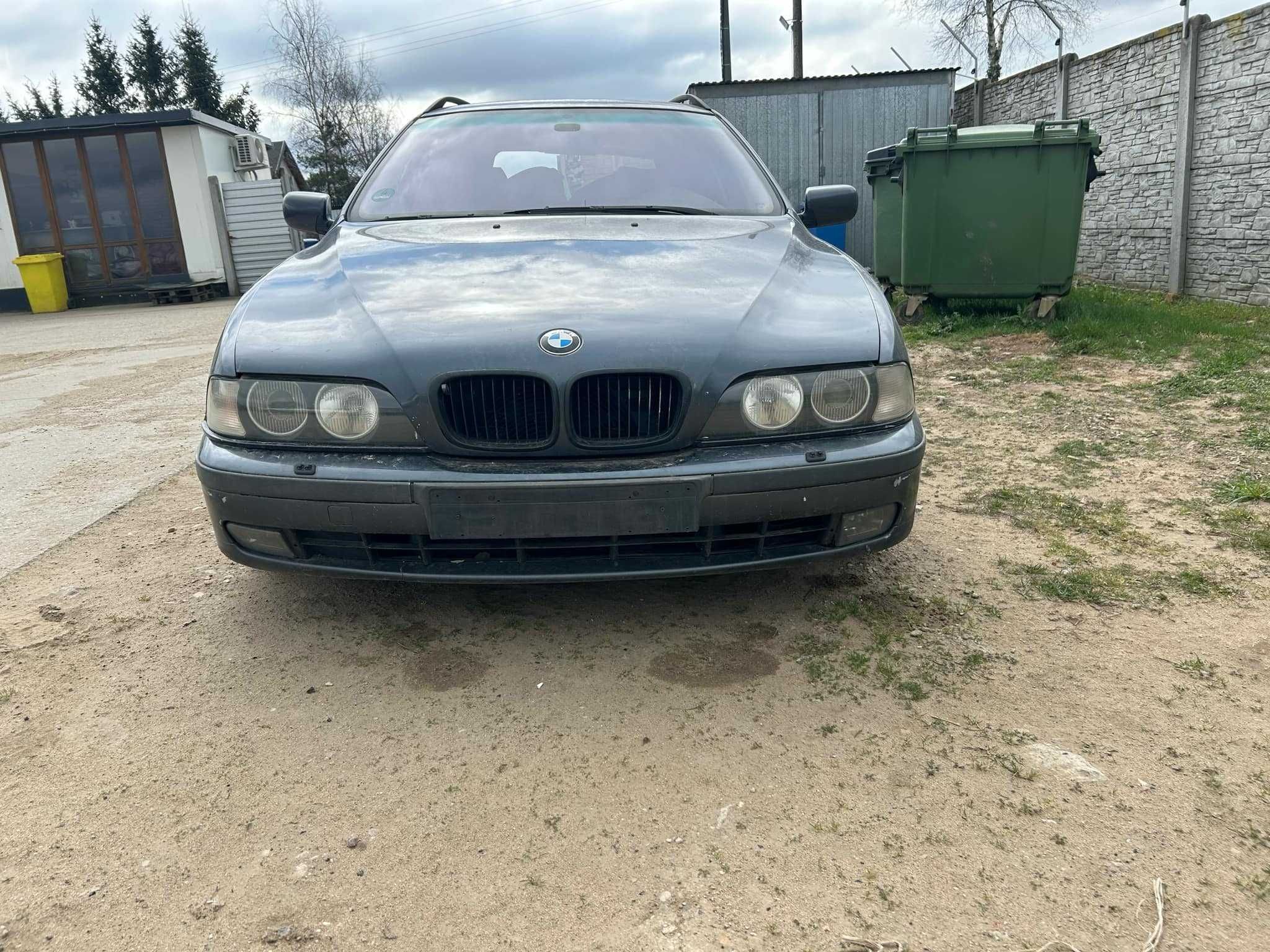 Kompletny przód Maska Zderzak Lampy Błotniki BMW E39 Fjordgrau-metalic
