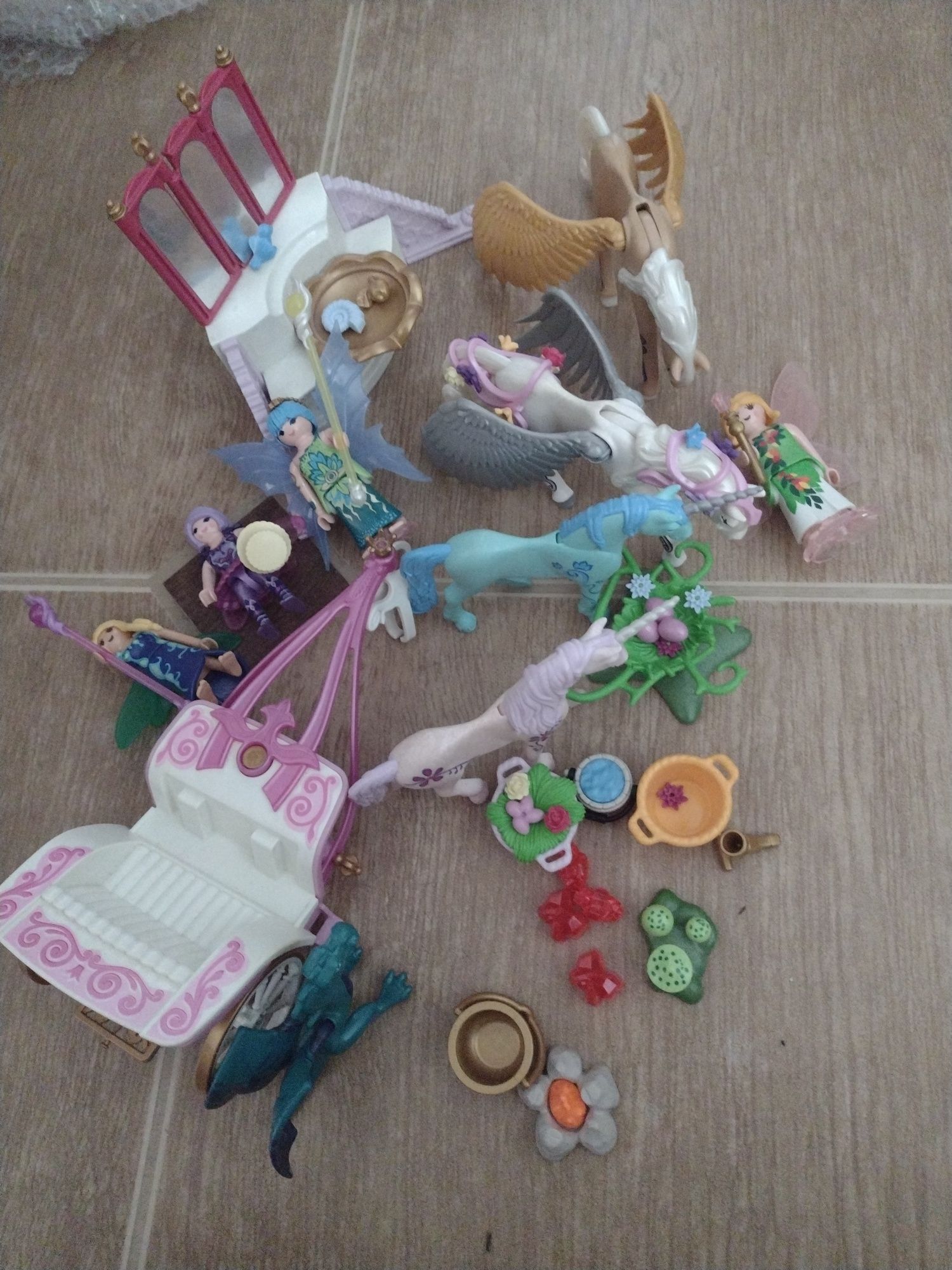 Playmobil, zestaw wróżek, pegazy i jednorożce