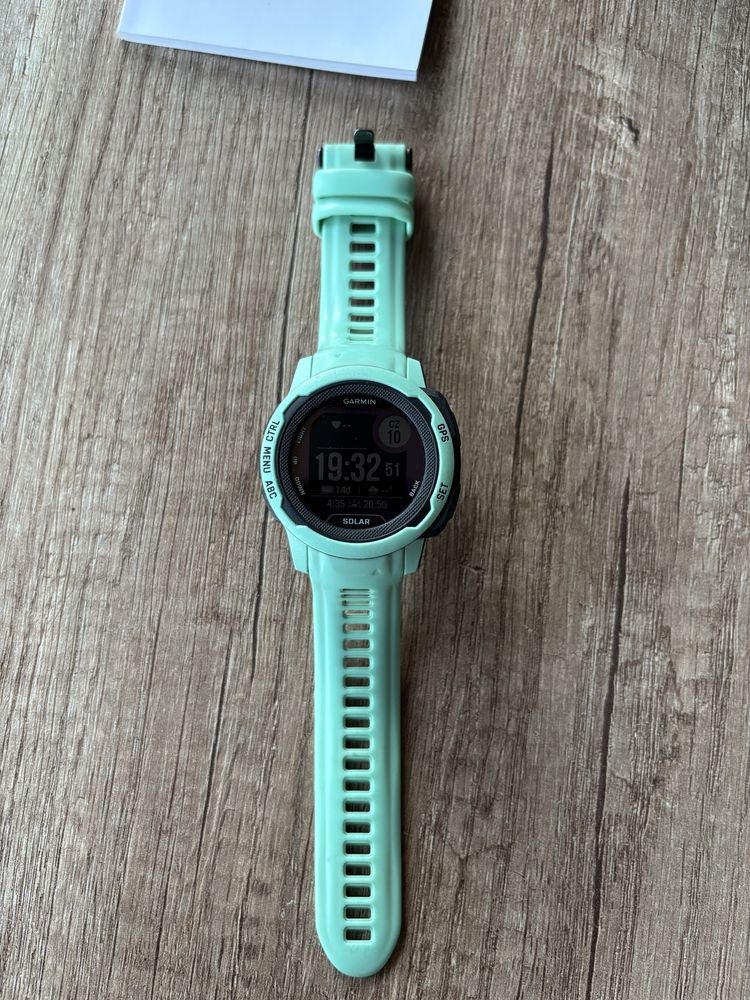 Garmin Instinct 2S Solar miętowy zielony. Super stan. Cały zestaw.