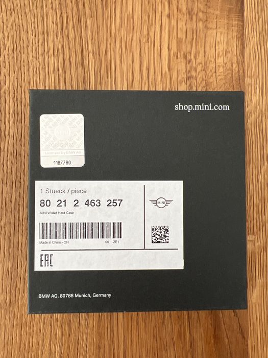 MINI ekranowany RFID portfel/etui na karty, dokumenty i pieniadze