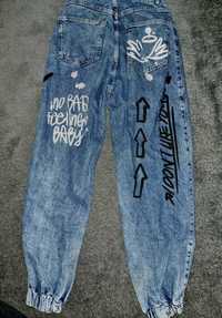 Spodnie jeans boyfriend bershka 36 S napisy