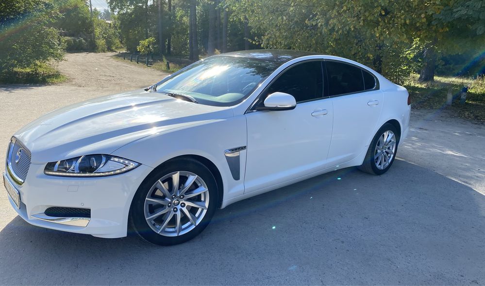 Jaguar XF 3.0. 2012 Європеєць, офіційний