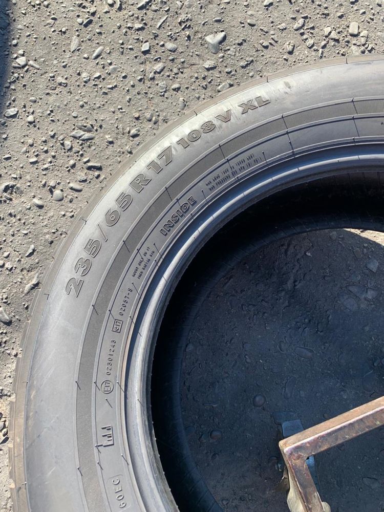 Шини 235/65 R17 Nokian 2022p зима 10мм