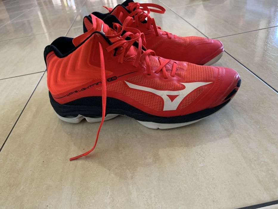 Buty Mizuno Wave Lightning Z6