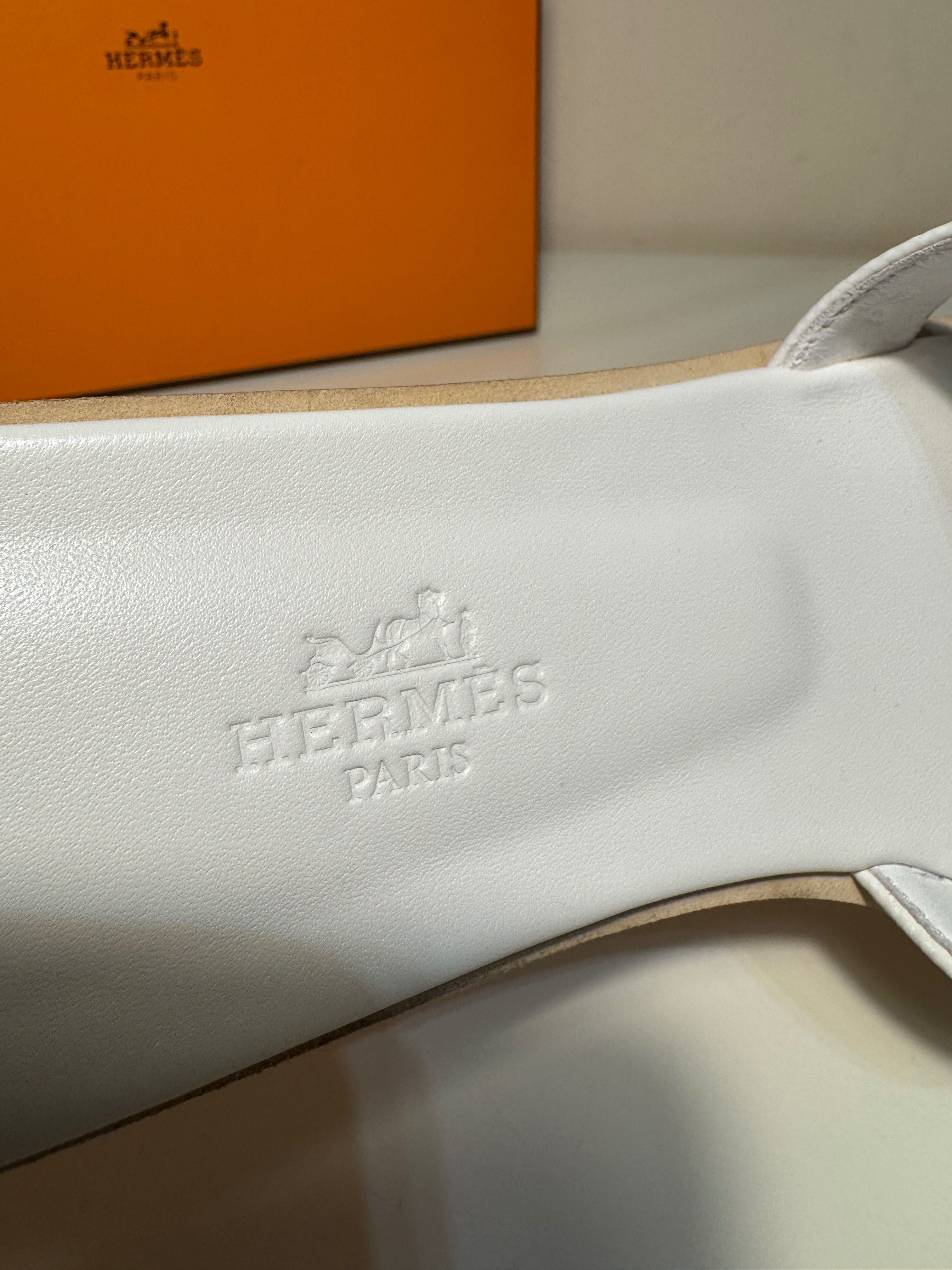 Klapki Hermes Oran biała skóra Epsom