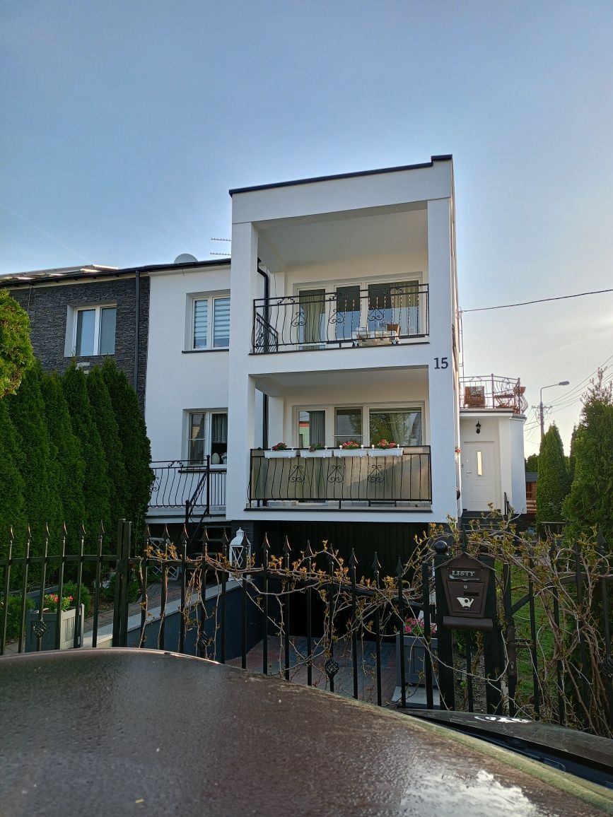 Malowanie elewacji, malowanie dachów