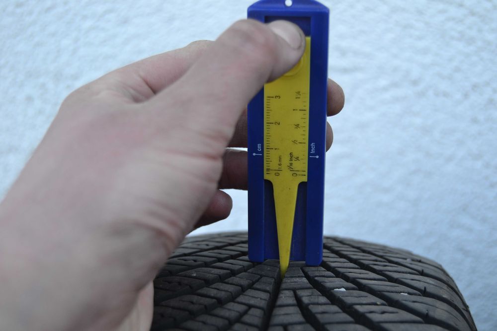 2x całoroczne 165/65r14 Goodyear Vector 2021rok 165/65-14 wielosezon