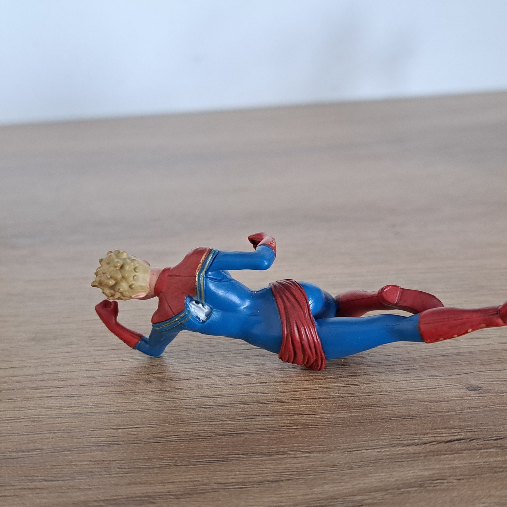 Figurka Kapitan Marvel Carol Danvers