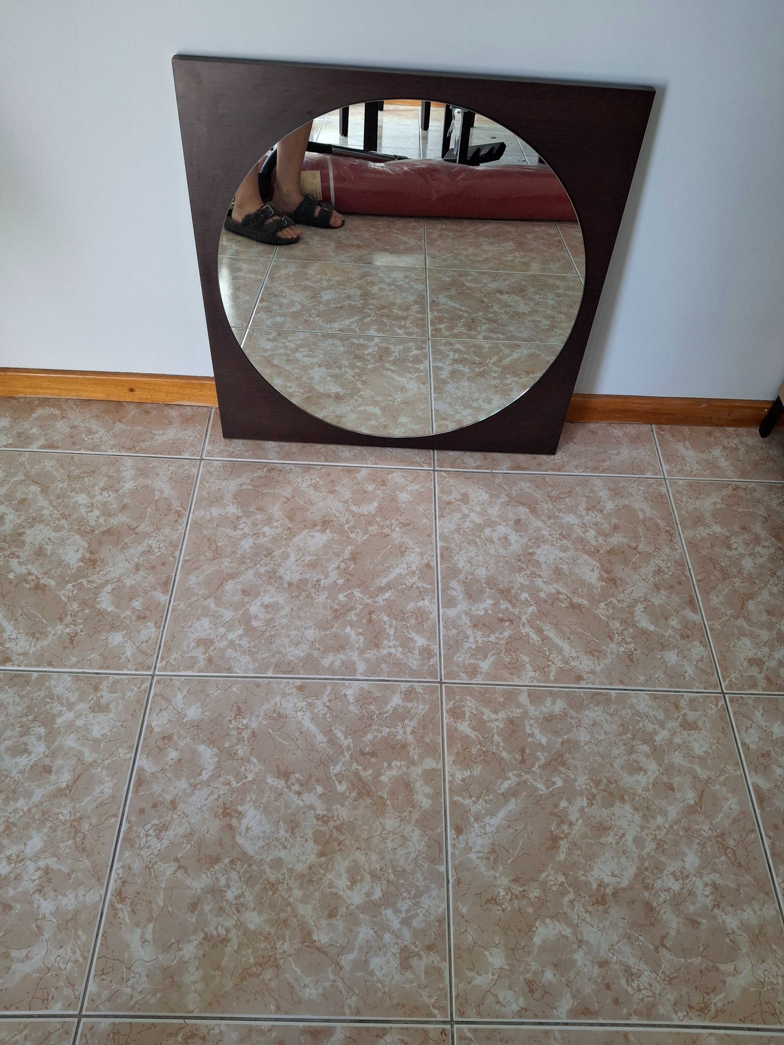 Espelho em ótimo estado