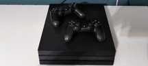 PlayStation 4 Pro 1TB SSD + 2 pady