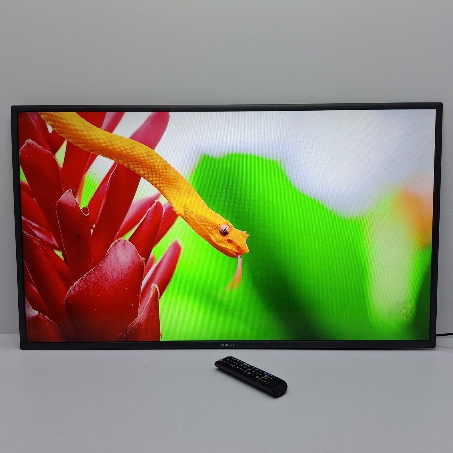 Телевізор samsung smart 43 дюйма опт бу з європи