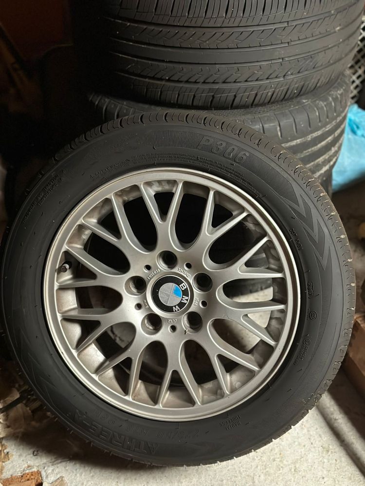 Jantes originais bwm e46 com pneus novos com uma semana de uso