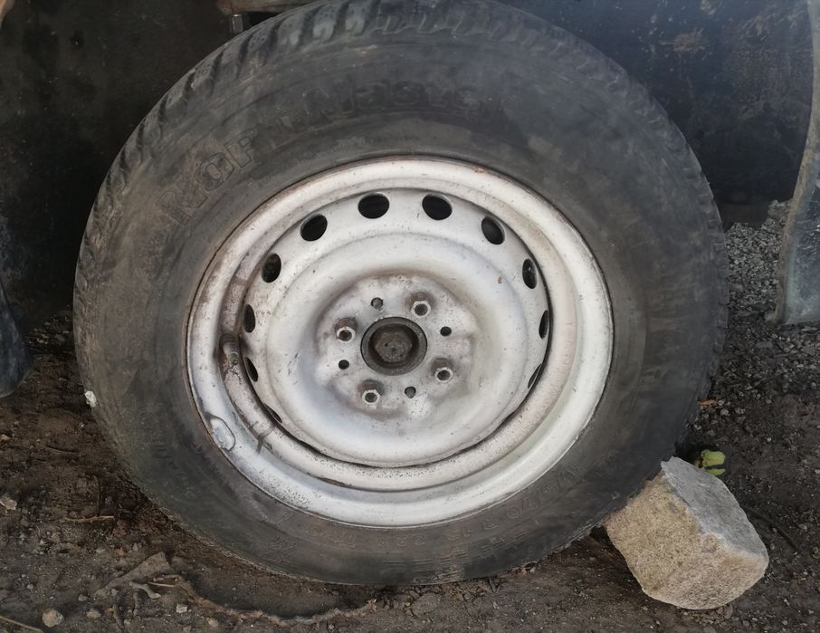 2 Колёса в сборе на Ваз р13 зимняя резина 175 70