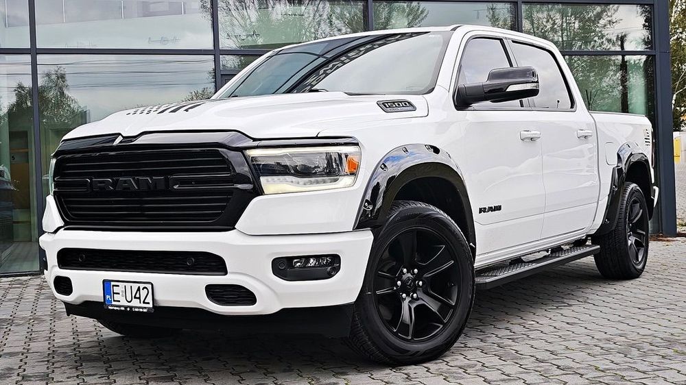 RAM 1500 Jedyny Taki // Duża Navi // Dzielona Burta // Diamentowe Fotele