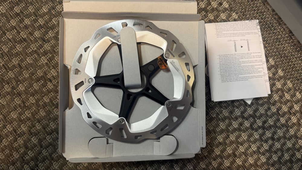 Nowy tarczowy rotor Shimano RT-EM810 – 180 mm, Center Lock