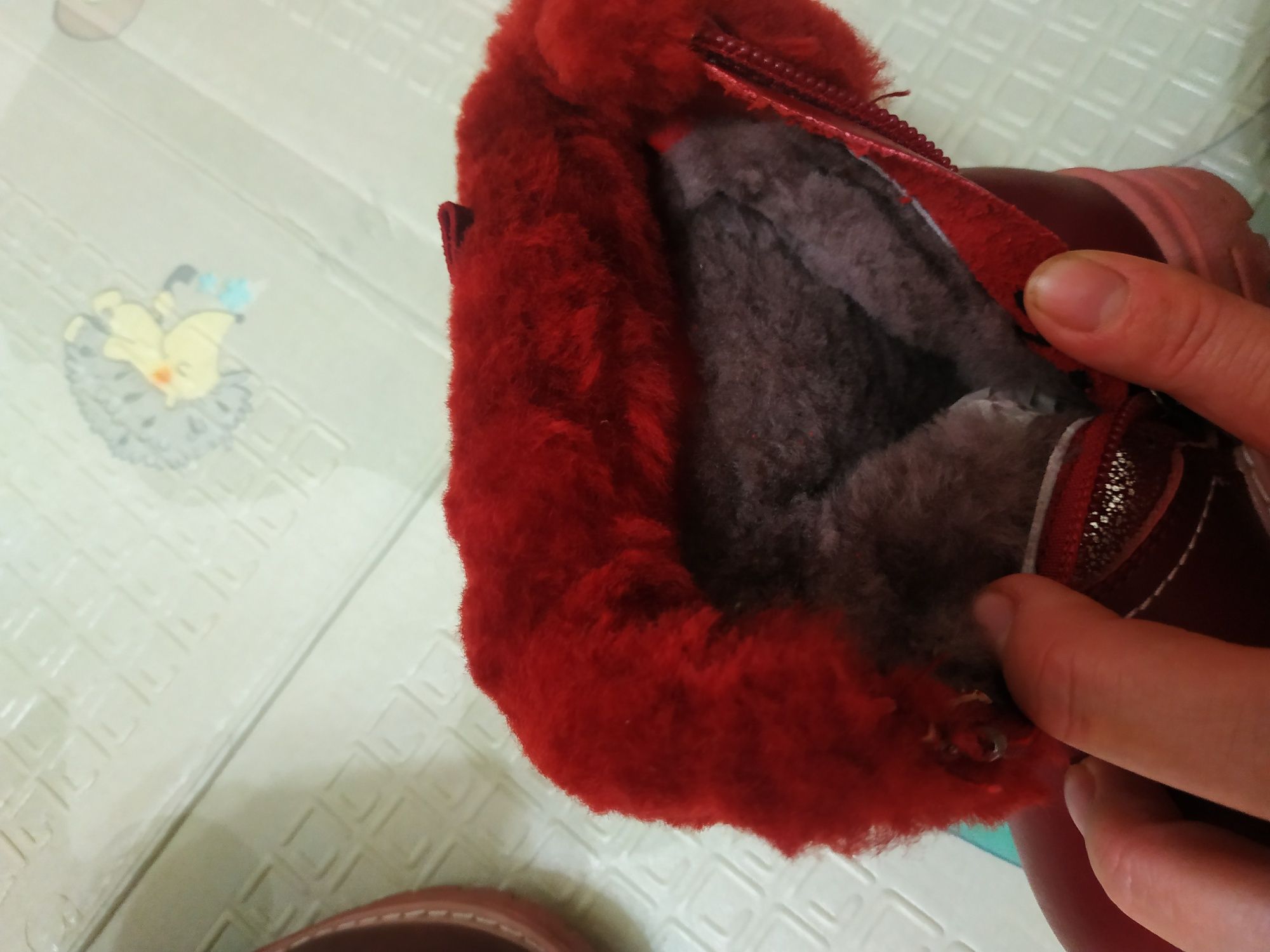 Зимние сапожки на девочку